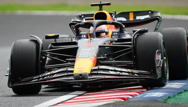 阿斯顿马丁轻取雷诺车队,塞恩斯扛起全队 阿斯顿马丁轻取雷诺车队,塞恩斯扛起全队